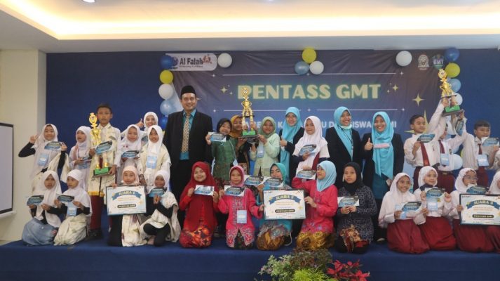 Sang juara ajang kreasi anak muslim